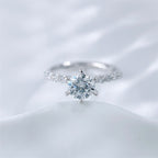 Round brilliant lab grown diamond six-prong solitaire ring by Lune Diamond