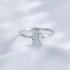 Radiant cut lab grown diamond solitaire ring by Lune Diamond