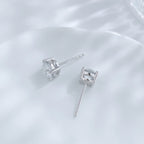 Round Brilliant Diamond Stud Earrings