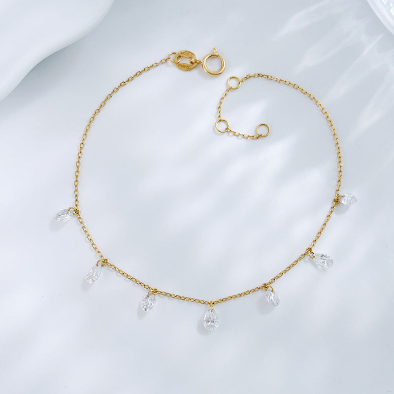 Bezel-set lab grown diamond adjustable chain bracelet by Lune Diamond