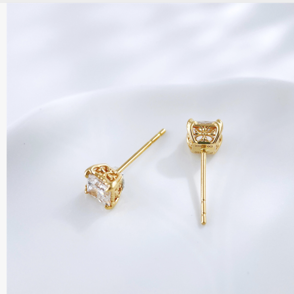 Princess Cut Diamond Solitaire Stud Earrings